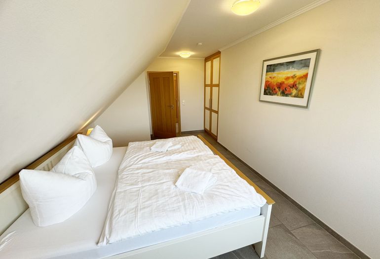 Schlafzimmer mit Doppelbett Schlafzimmer mit Doppelbett