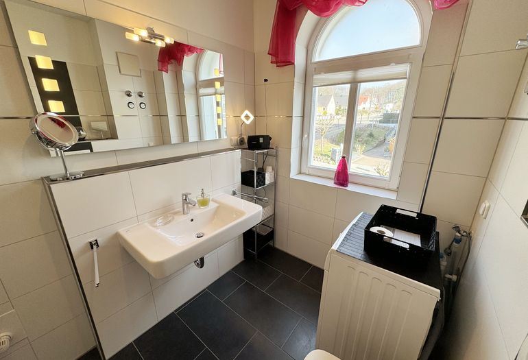 Villa Wilhelmine WE 04 helles Tageslichtbad Villa Wilhelmine WE 04 helles Tageslichtbad