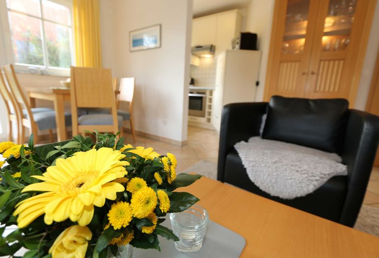 Wohnzimmer mit Blick zur Küche Wohnzimmer mit Blick zur Küche