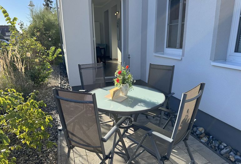 bestuhlte Terrasse (Südost) bestuhlte Terrasse (Südost)